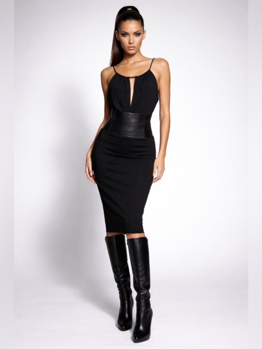 BCBG Maxazria Black Sleeveless Halter Pencil Bodycon Dress Faux Leather Waist 6